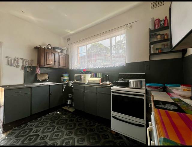 420M² APARTMENT BLOCK FOR SALE IN ROSETTENVILLE
